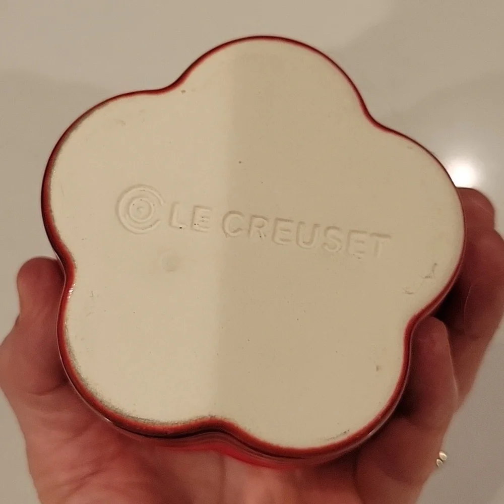 Le Creuset Cerise Red Retired Flower Cocotte